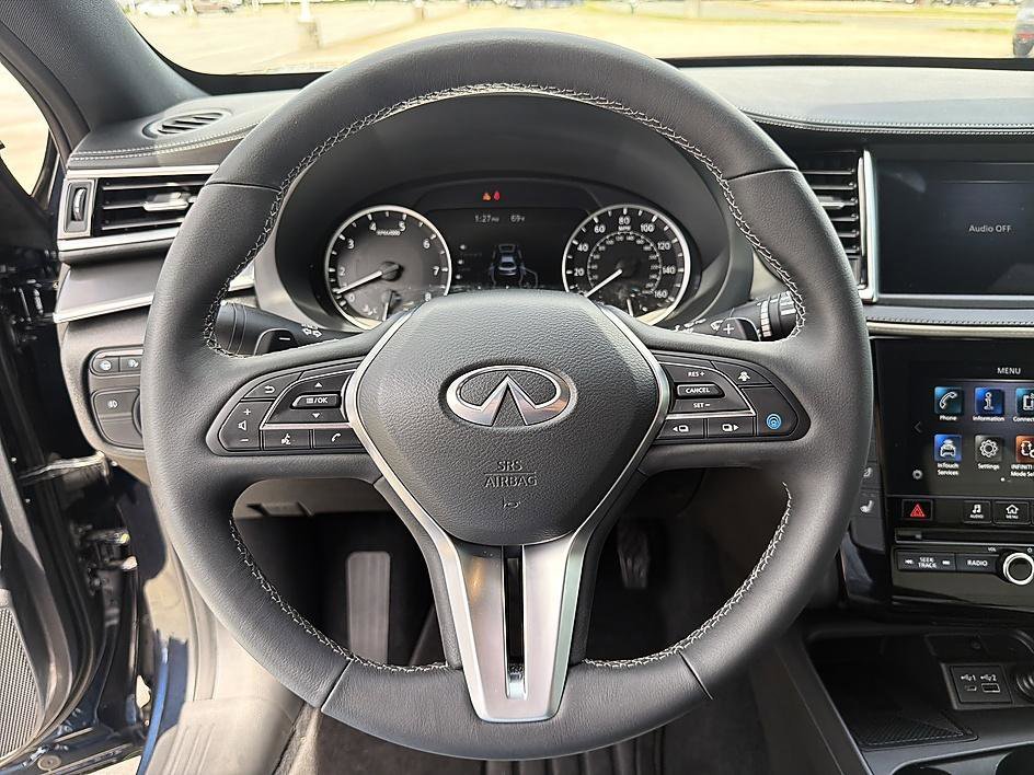 Certified Used 2025 Hermosa Blue INFINITI LUXE image 13