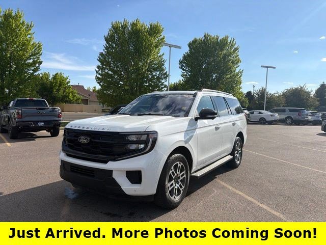 2025 Ford Expedition Active 4x4's photo