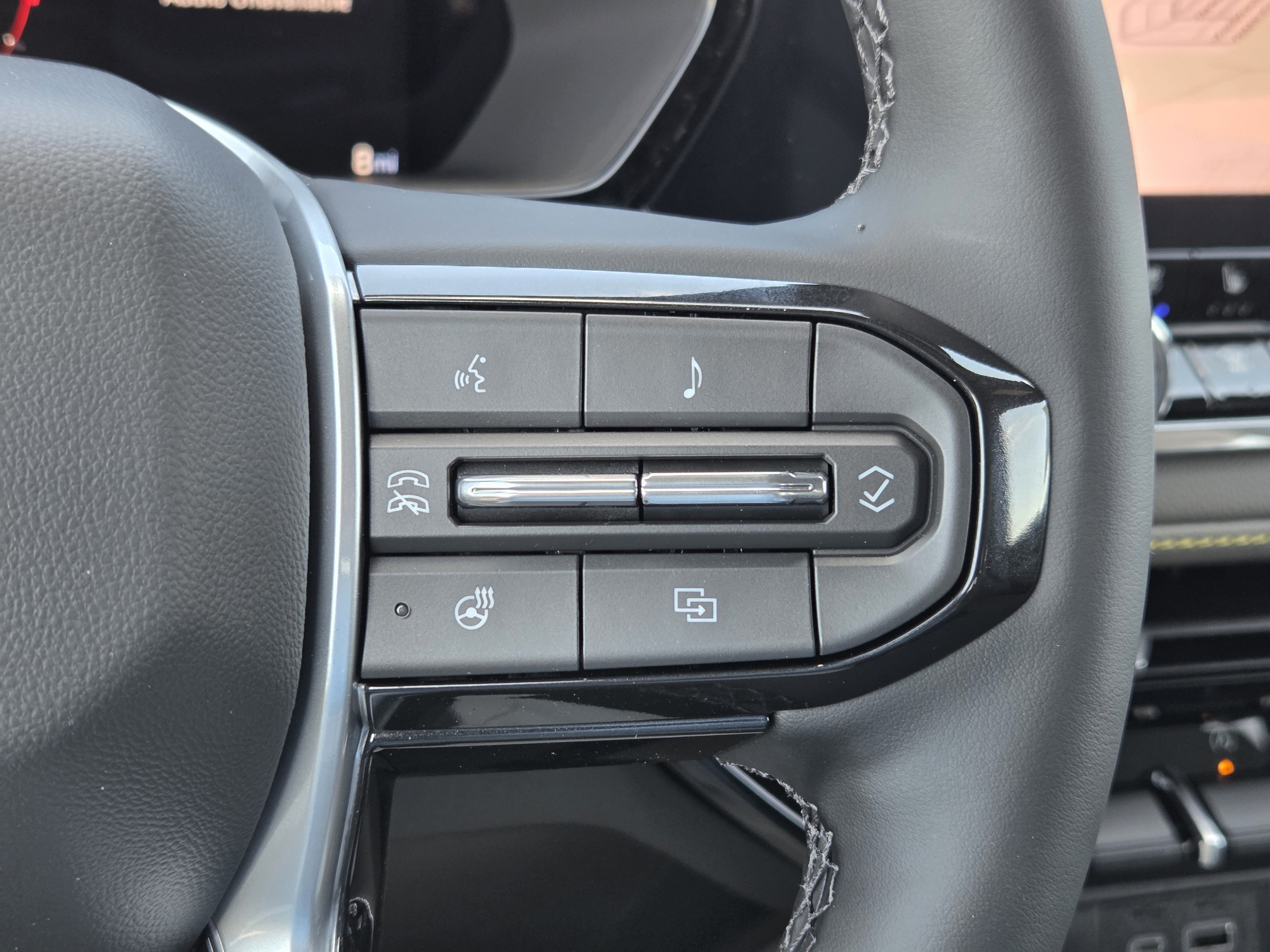 2026 Chevrolet Colorado ZR2 - Photo 16