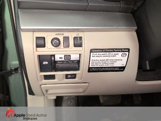 Used 2010 Green Subaru 2.5i Premium image 26