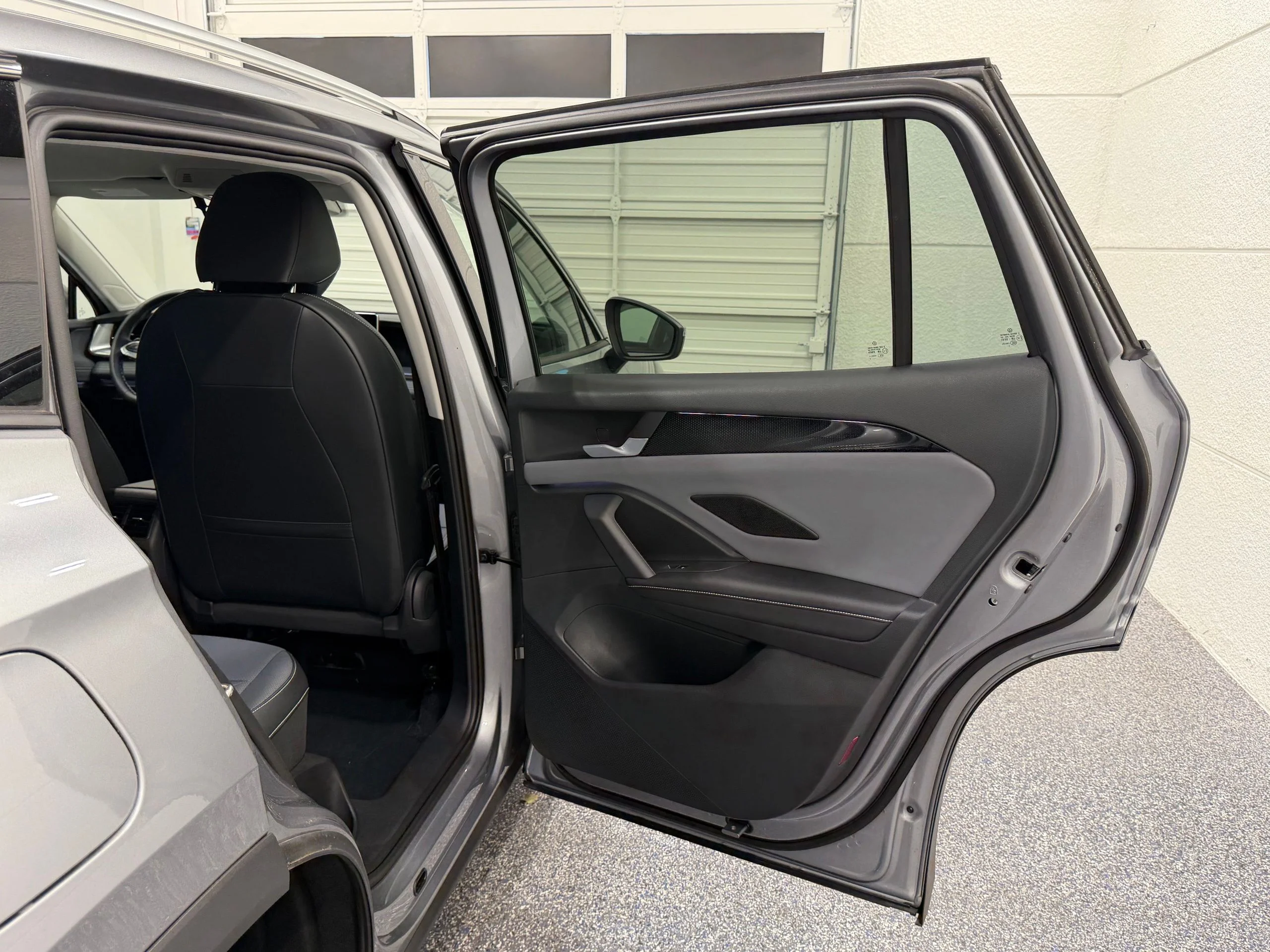 New 2026 Silver Volkswagen 2.0T SE image 27
