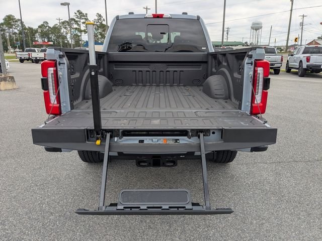 New 2025 Glacier Gray Metallic Tri-Coat Ford F-350® Platinum® image 14