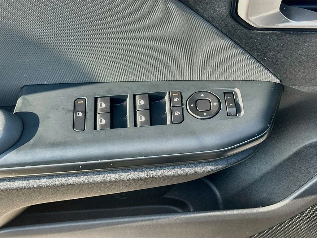 Certified Used 2025 Gray Kia LXS image 17