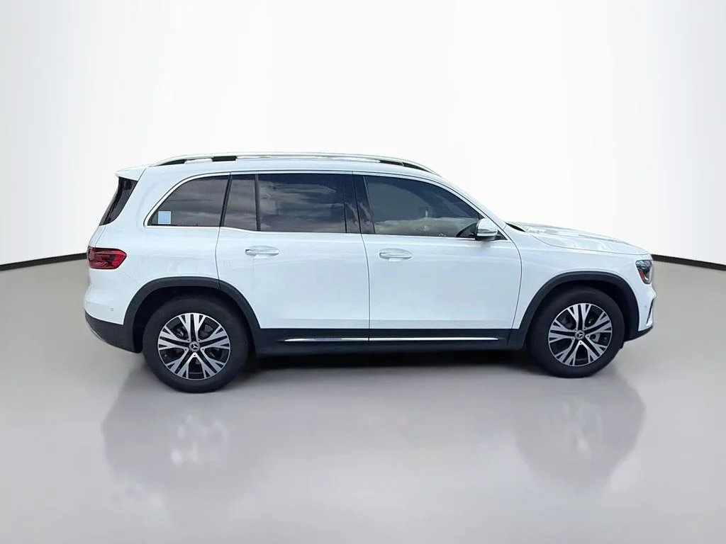 Used 2024 Polar White Mercedes-Benz GLB 250 image 8