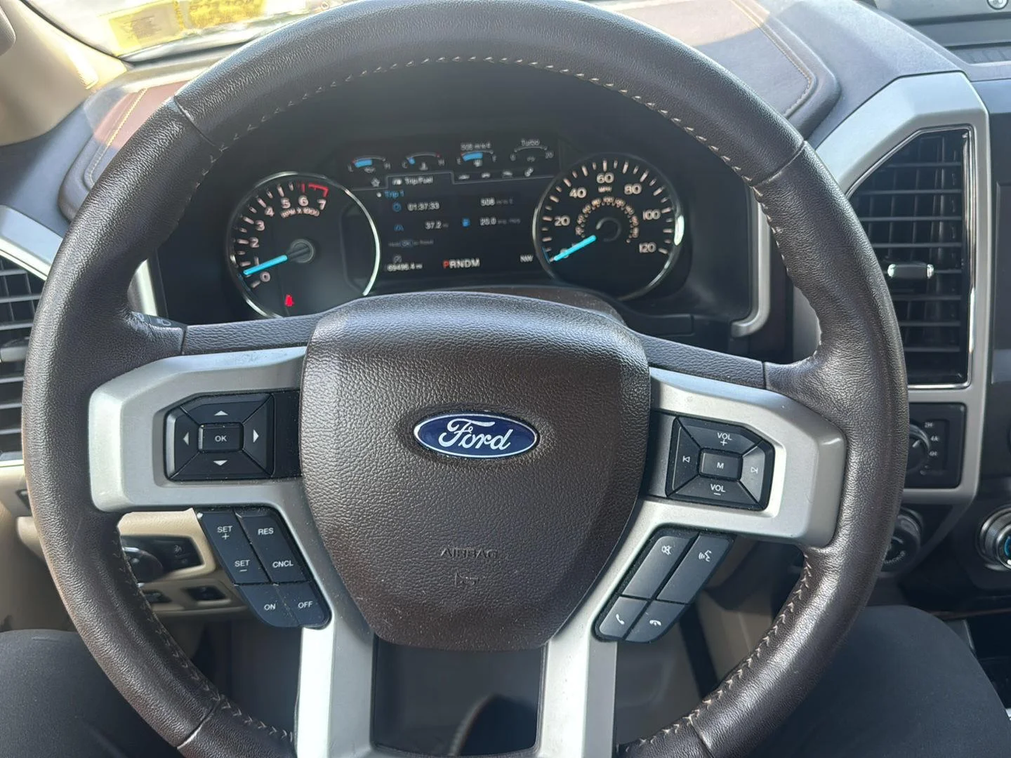 Used 2019 Agate Black Ford LARIAT image 16