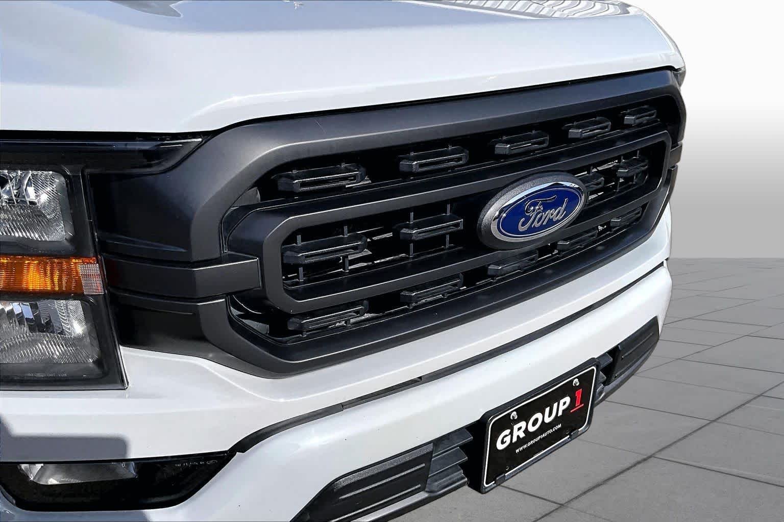 Certified Used 2023 Avalanche Gray Ford XLT image 30