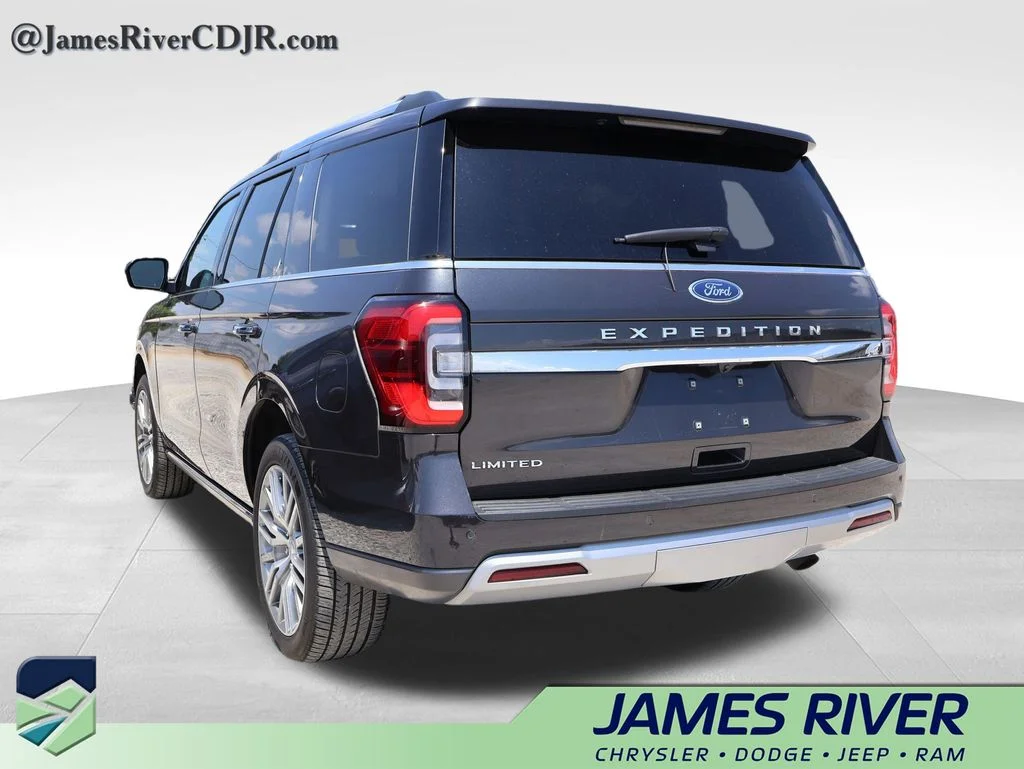 Used 2024 Gray Ford Limited image 18