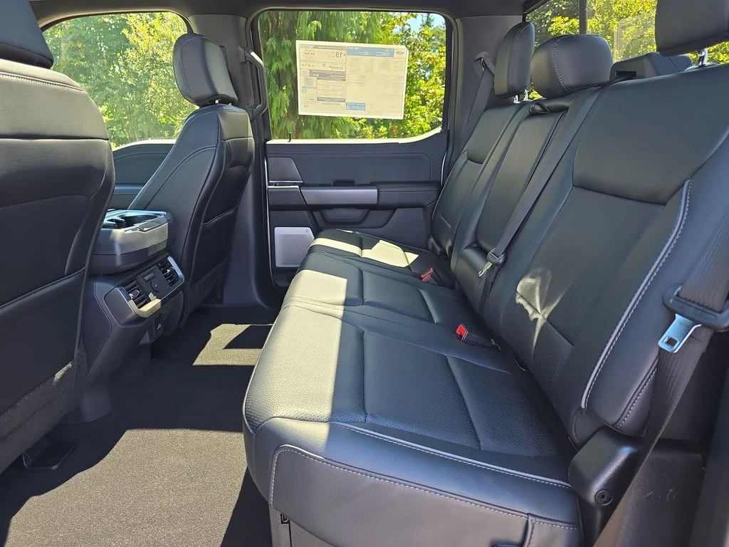 New 2026 Silver Ford Lariat image 32