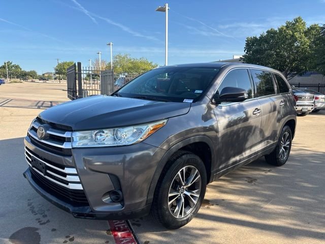 2017 Toyota Highlander LE