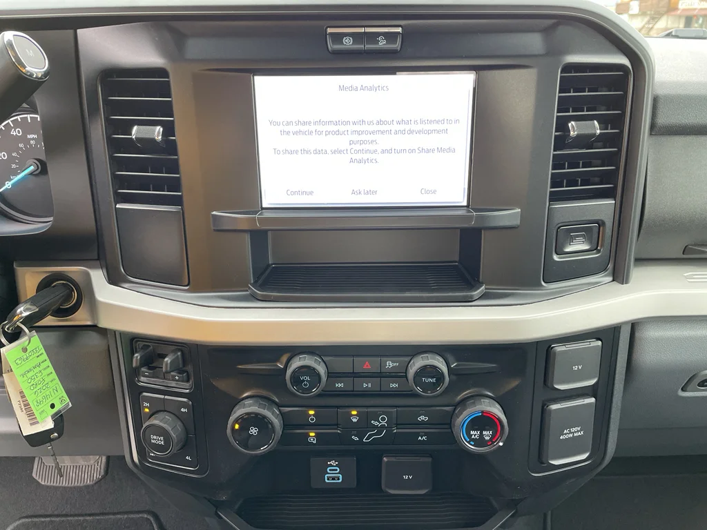 New 2026 Avalanche Ford F-350® XLT image 16