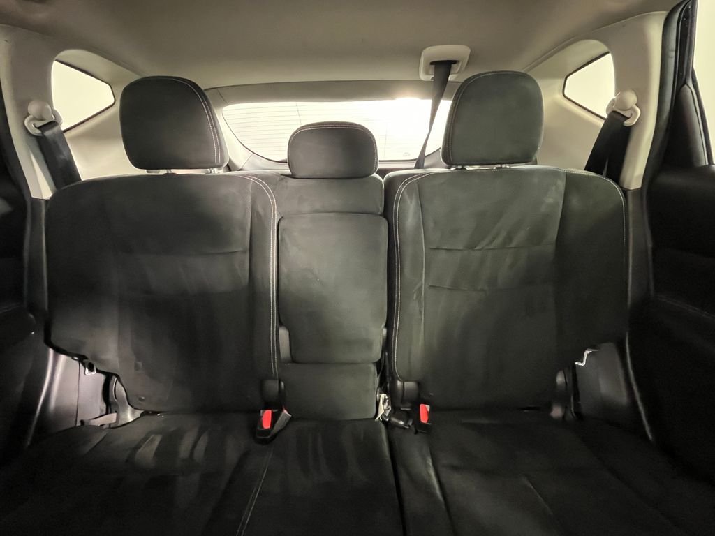 Used 2016 Black Nissan SV image 18