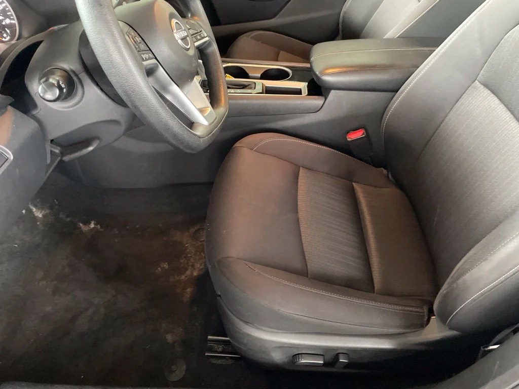 Used 2024 Red Nissan 2.5 SV image 20