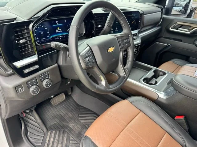 Used 2024 Summit White Chevrolet High Country image 16