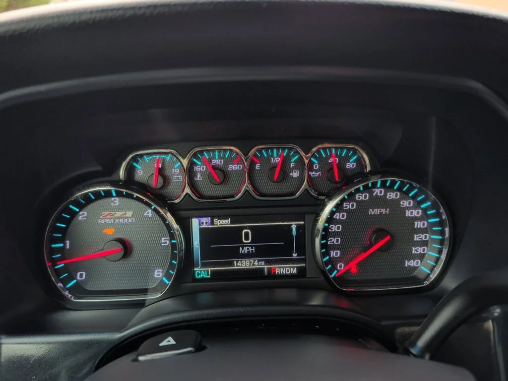 Used 2015 Black Chevrolet LT image 17