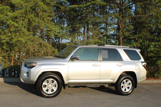 Used 2020 Classic Silver Metallic Toyota SR5 Premium image 4
