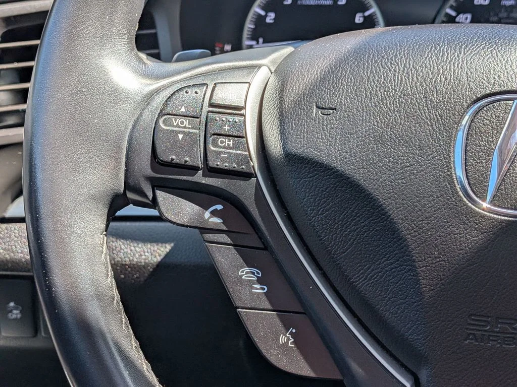 Used 2022  Acura Premium Package image 16