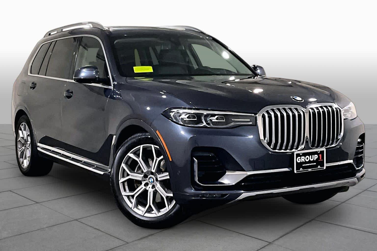 Used 2020 Arctic Gray Metallic BMW xDrive40i image 2