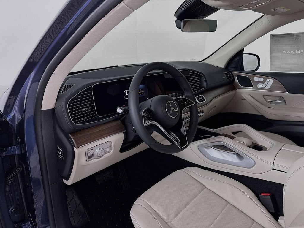 Used 2026 Blue Mercedes-Benz GLE 350 image 4