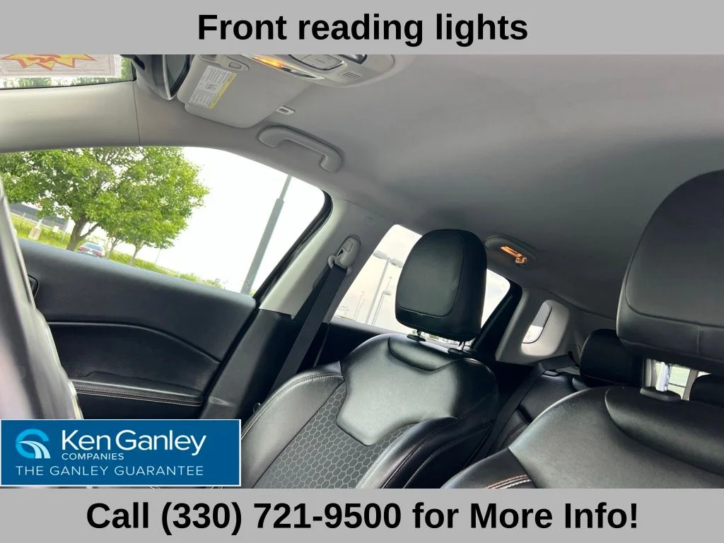 Used 2019 Black Jeep Latitude image 42