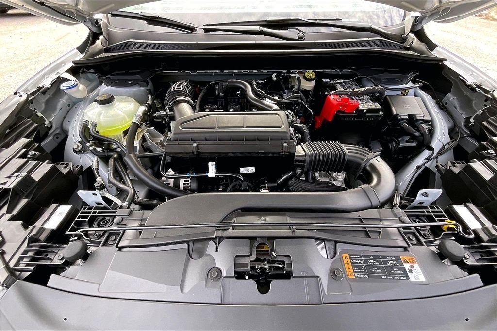 New 2026 Space Silver Metallic Ford Active image 9
