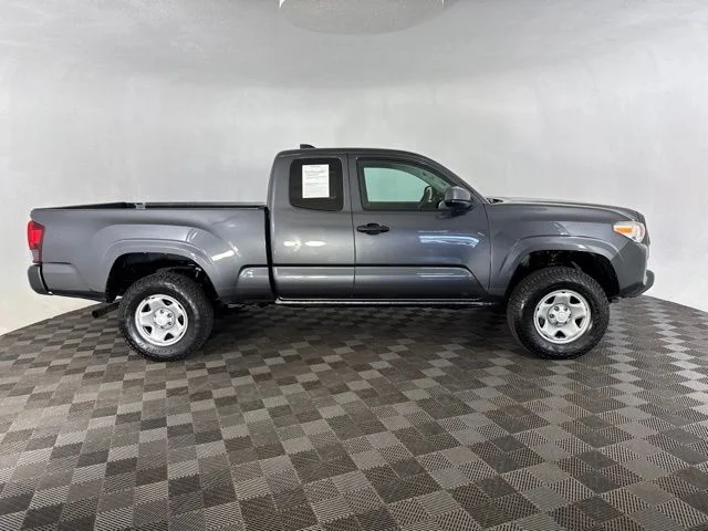 Used 2022 Gray Toyota SR image 4
