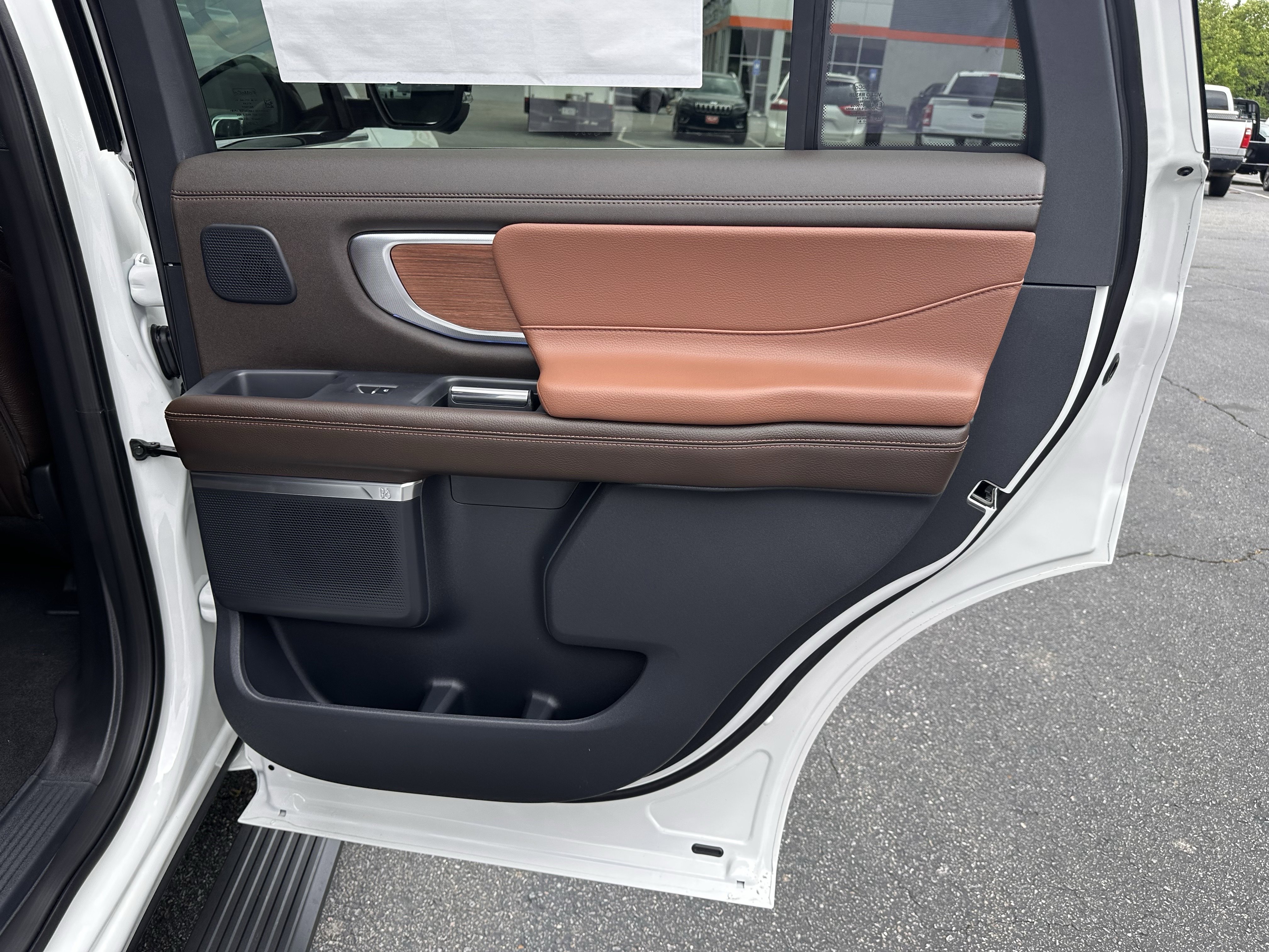 New 2026 Star White Metallic Tri-Coat Ford King Ranch® image 17