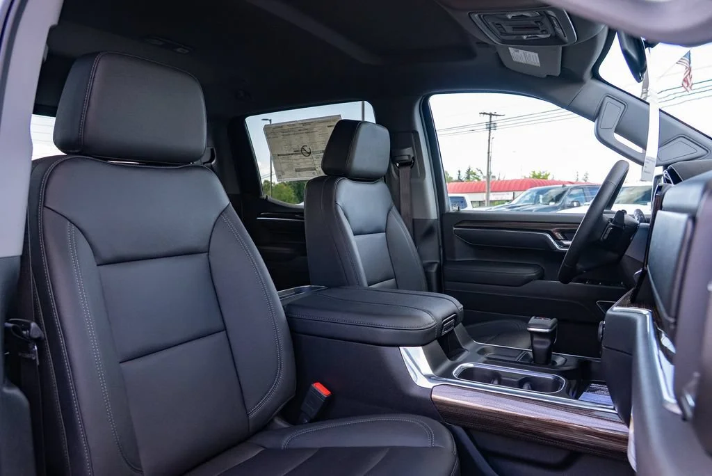 New 2026 Summit White Chevrolet LT Trail Boss image 31
