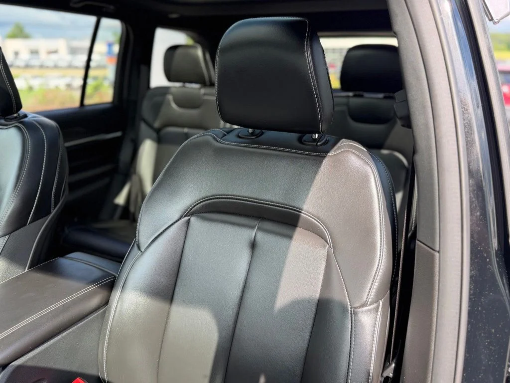 Used 2026 Black Jeep Limited image 9