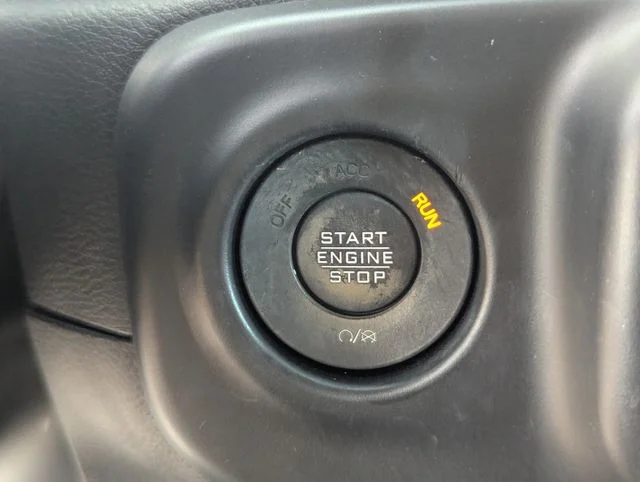 Certified Used 2022 Silver Jeep Unlimited Sport S image 35