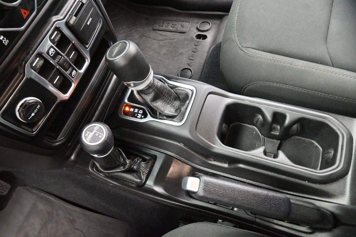 Used 2022 White Jeep Willys image 22