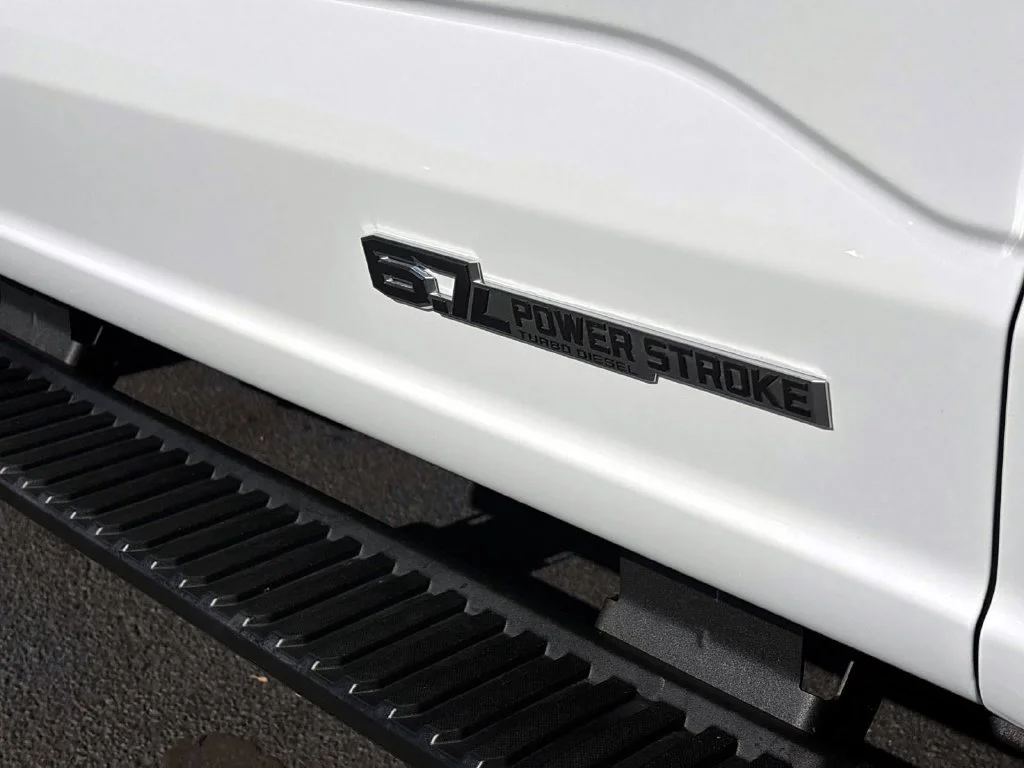 Used 2024 Oxford White Ford XLT image 6