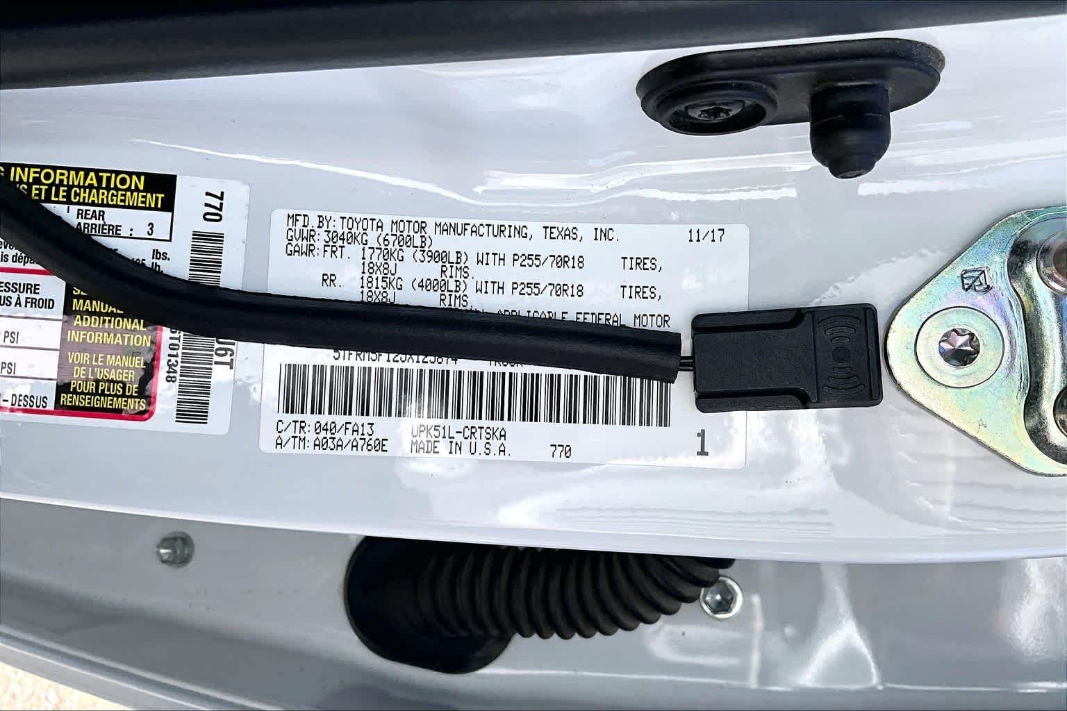 Used 2018 Super White Toyota SR image 36