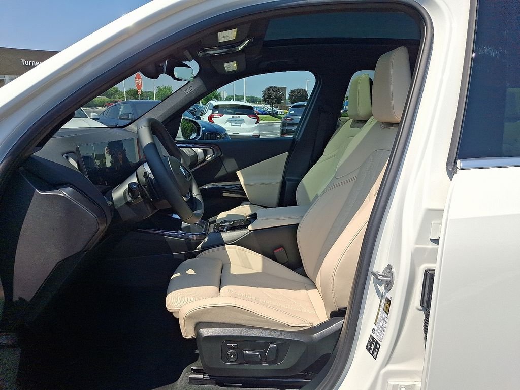 Certified Used 2026 Alpine White BMW 30 xDrive image 14