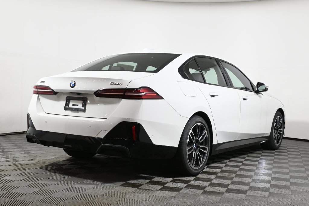 2026 BMW 5 Series 530i - Photo 7