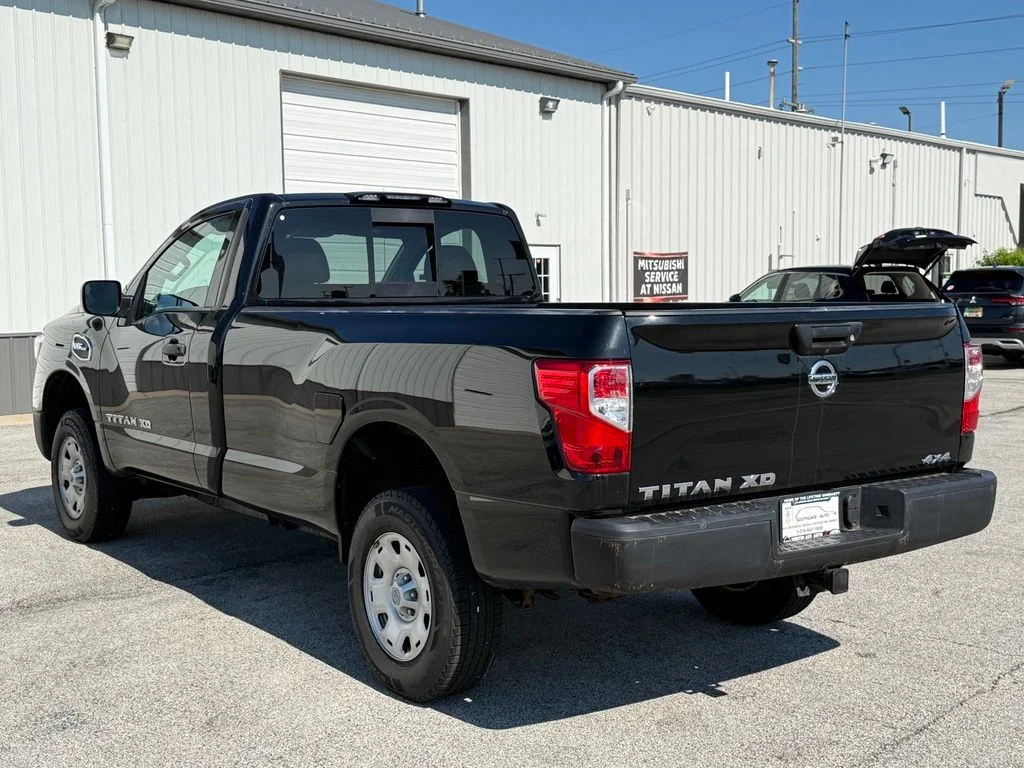 Used 2018 Black Nissan S image 6