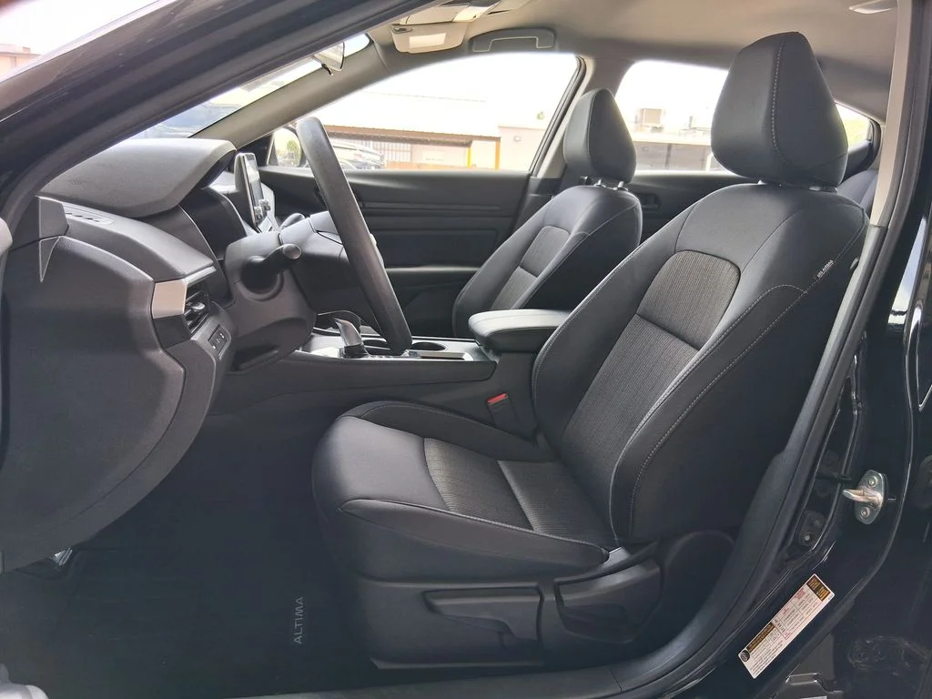 2025 Nissan Altima S - Photo 18