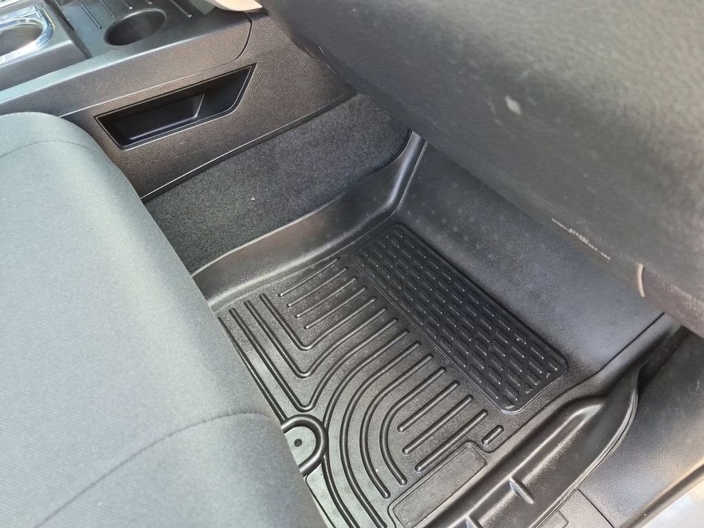 Used 2019 Gray Toyota SR5 image 40
