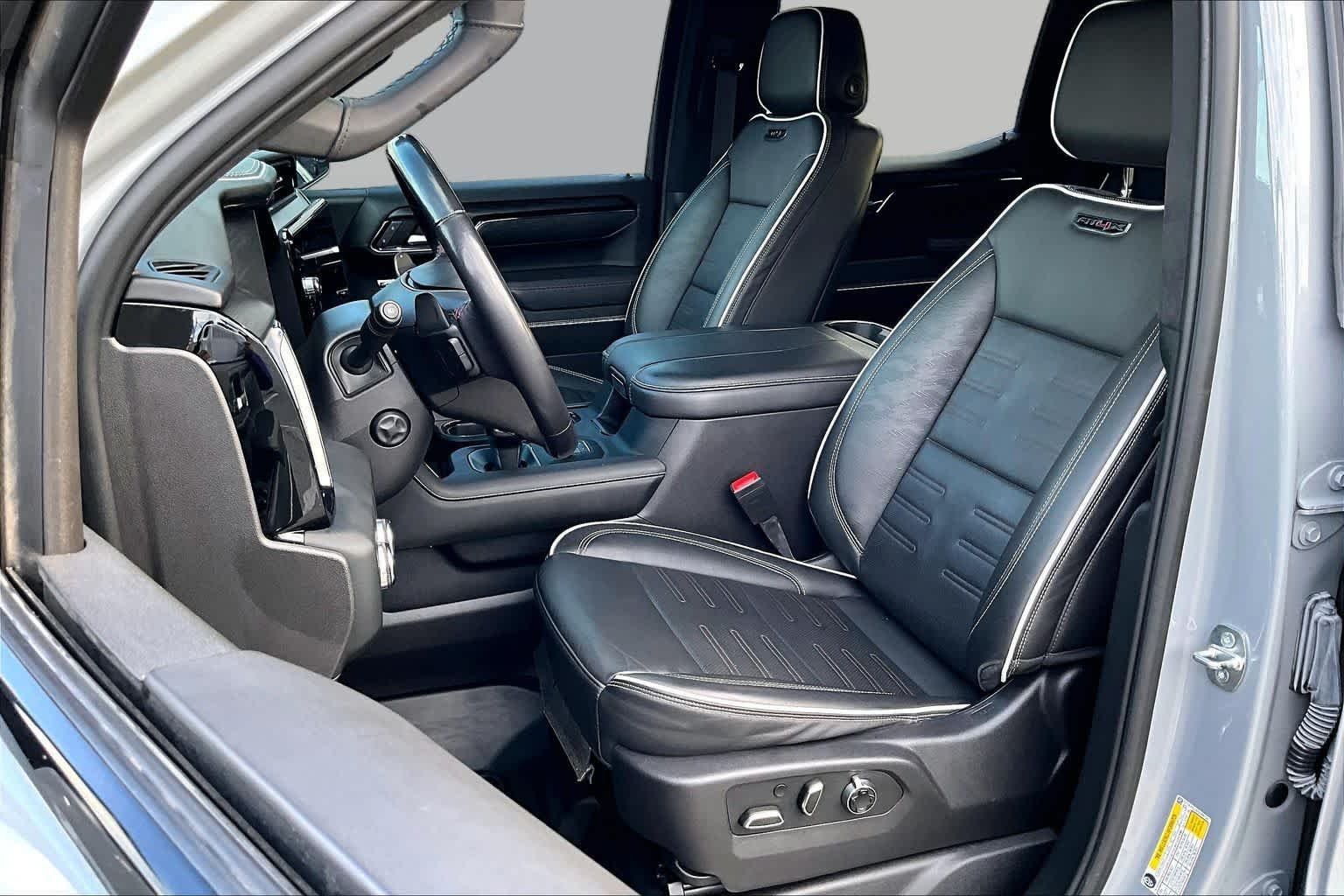 Used 2024 Gray GMC AT4X image 9