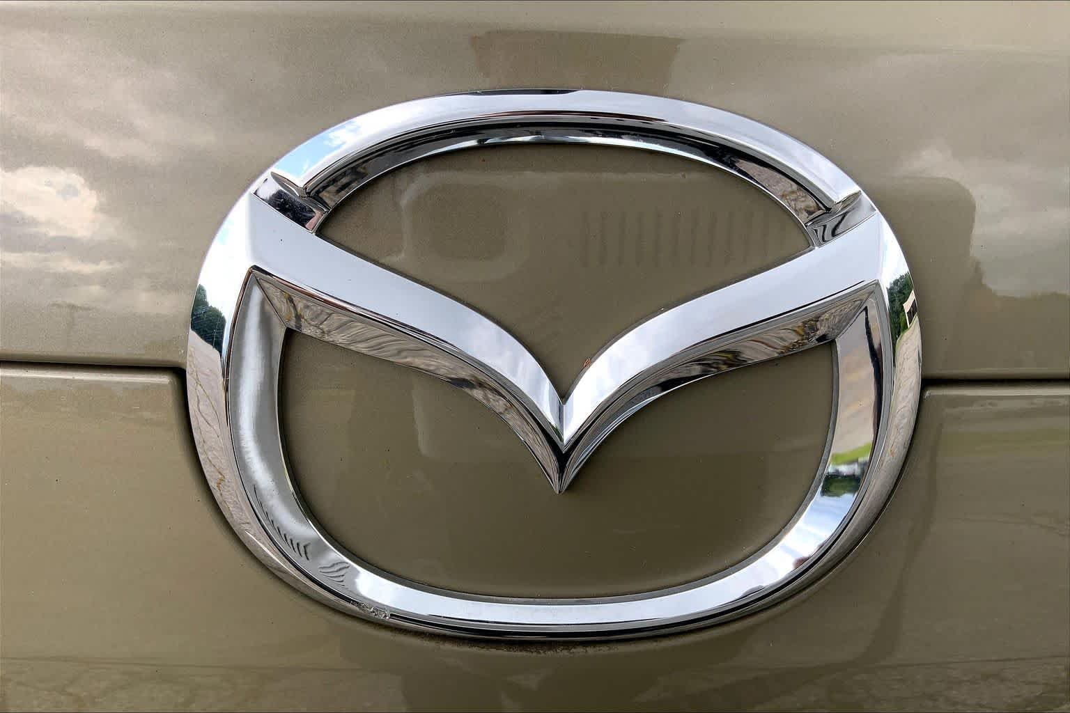 Certified Used 2024 Zircon Sand Metallic Mazda 2.5 Carbon Turbo image 33