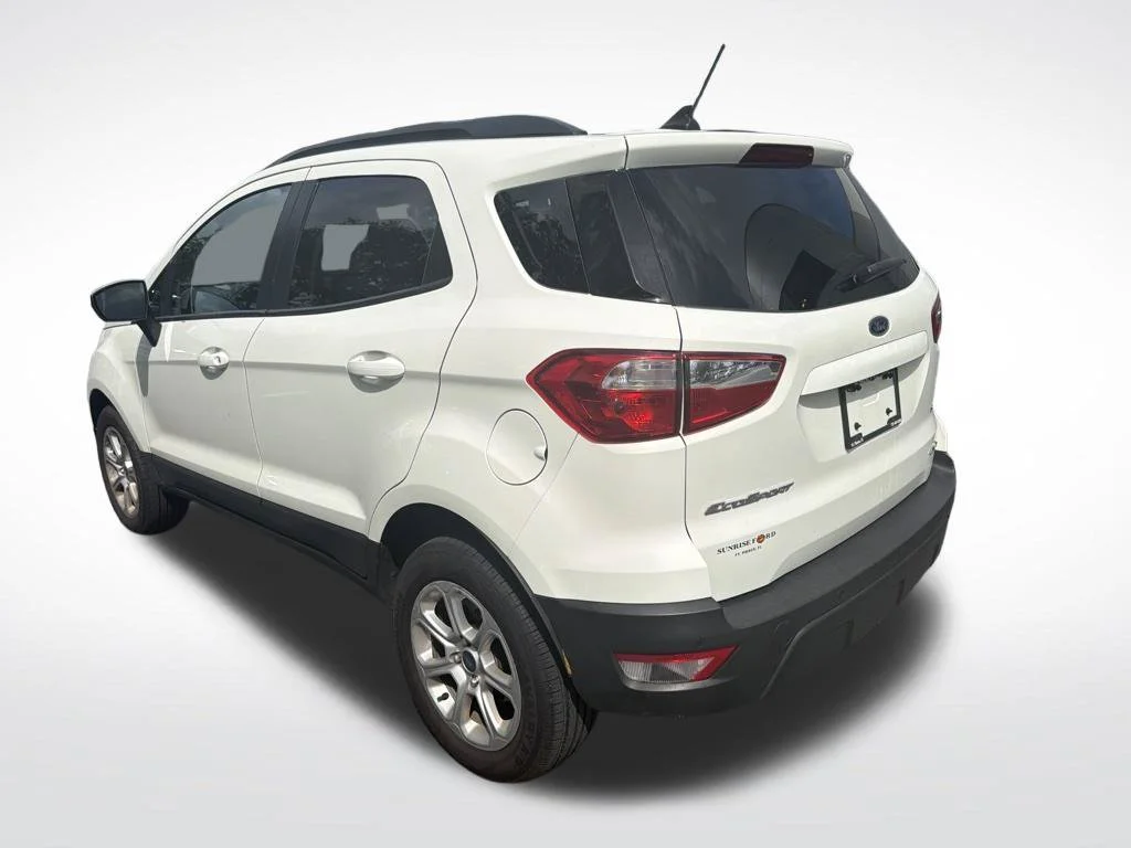 Used 2020 White Ford SE image 6