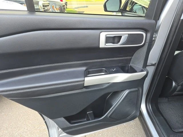 Certified Used 2023 Silver Metallic Ford XLT image 39