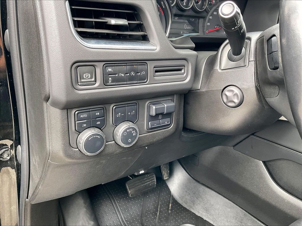 Used 2021 Black Chevrolet LT image 27