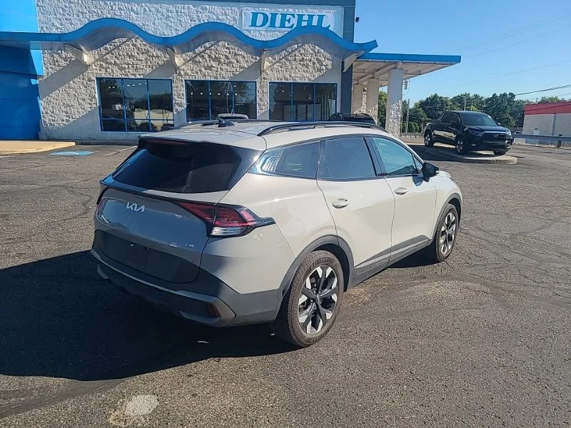 Used 2023 Gray Kia X-Line image 5