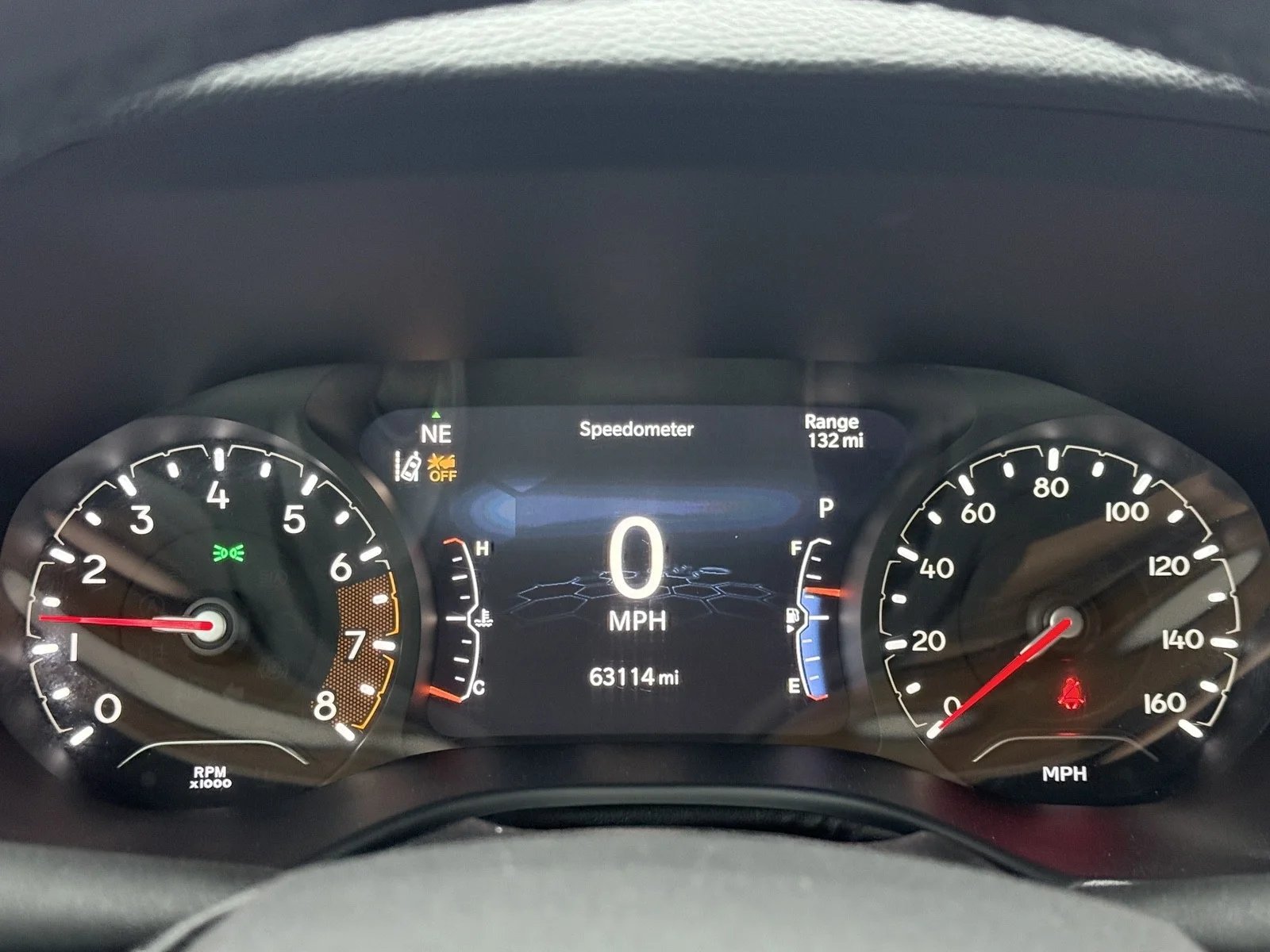 Used 2024 Silver Zynith Metallic Clearcoat Jeep Latitude 4X4 image 14