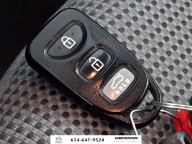 Used 2011 Blue Hyundai GLS image 34