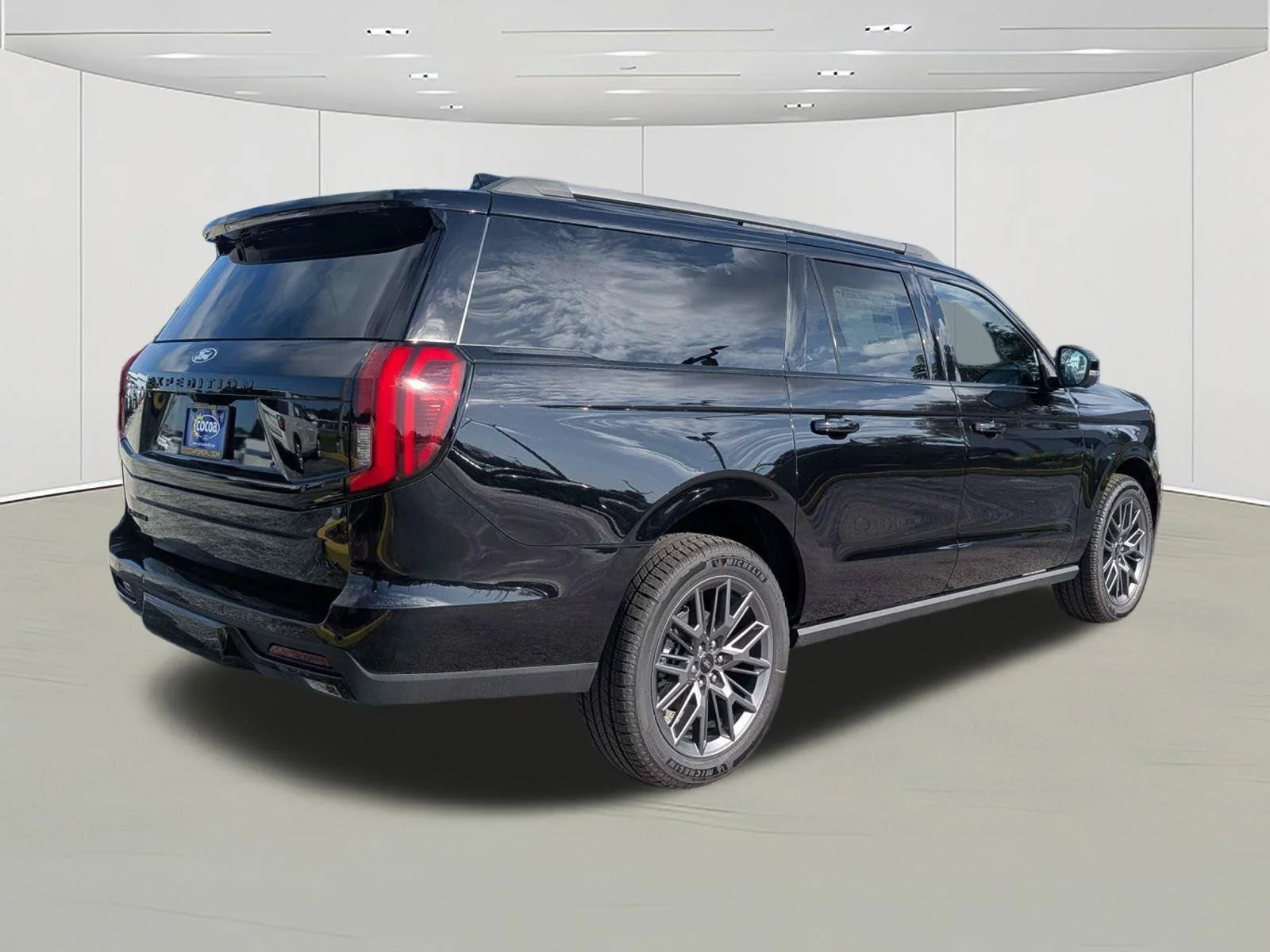 New 2027 Agate Black Metallic Ford MAX Platinum image 3