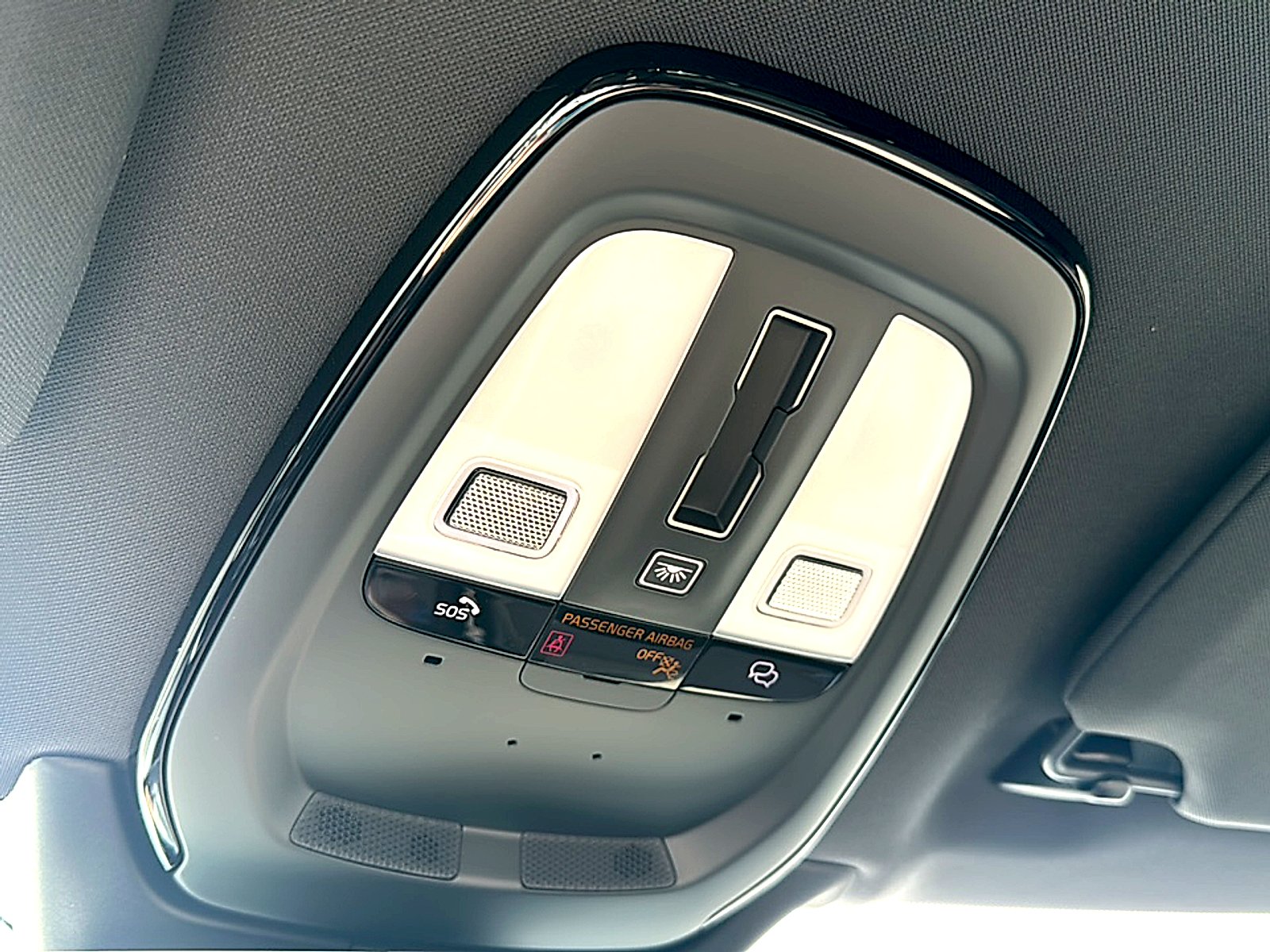 New 2026 Crystal White Volvo Plus image 28