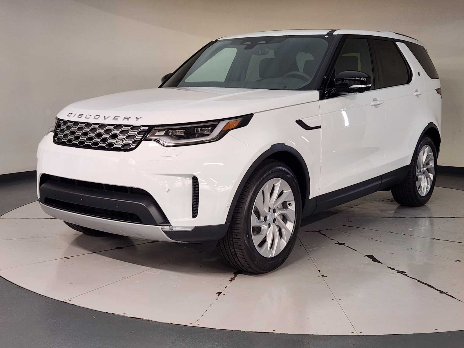 2026 Land Rover Discovery S