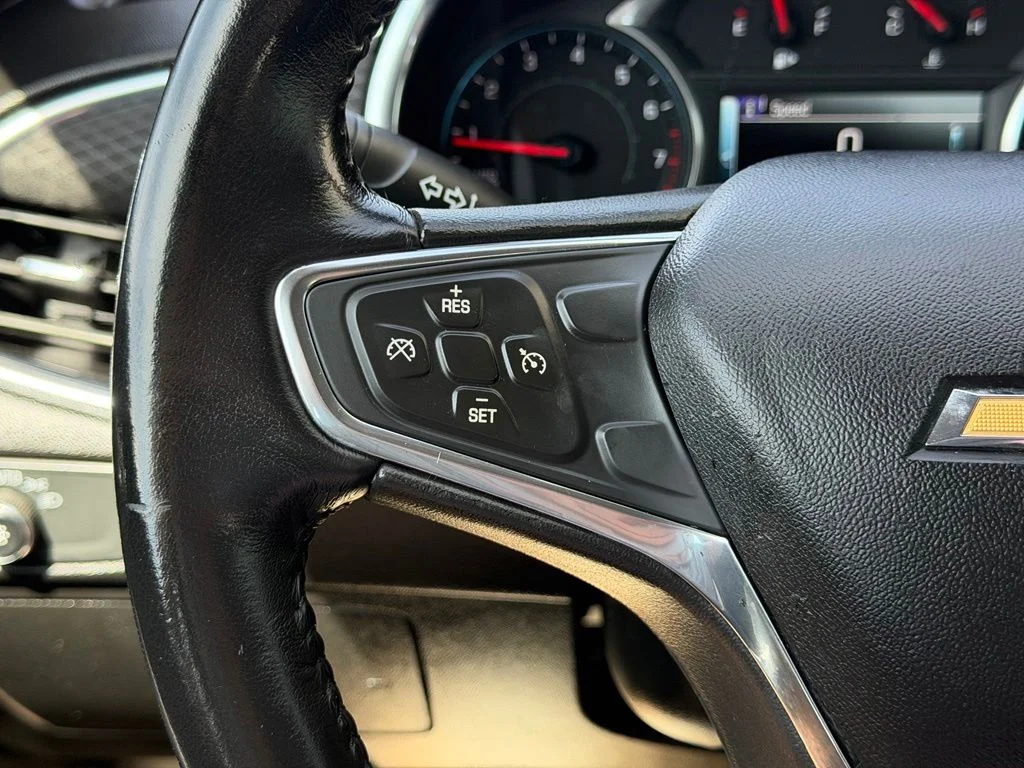 Used 2018 Black Chevrolet LT image 18