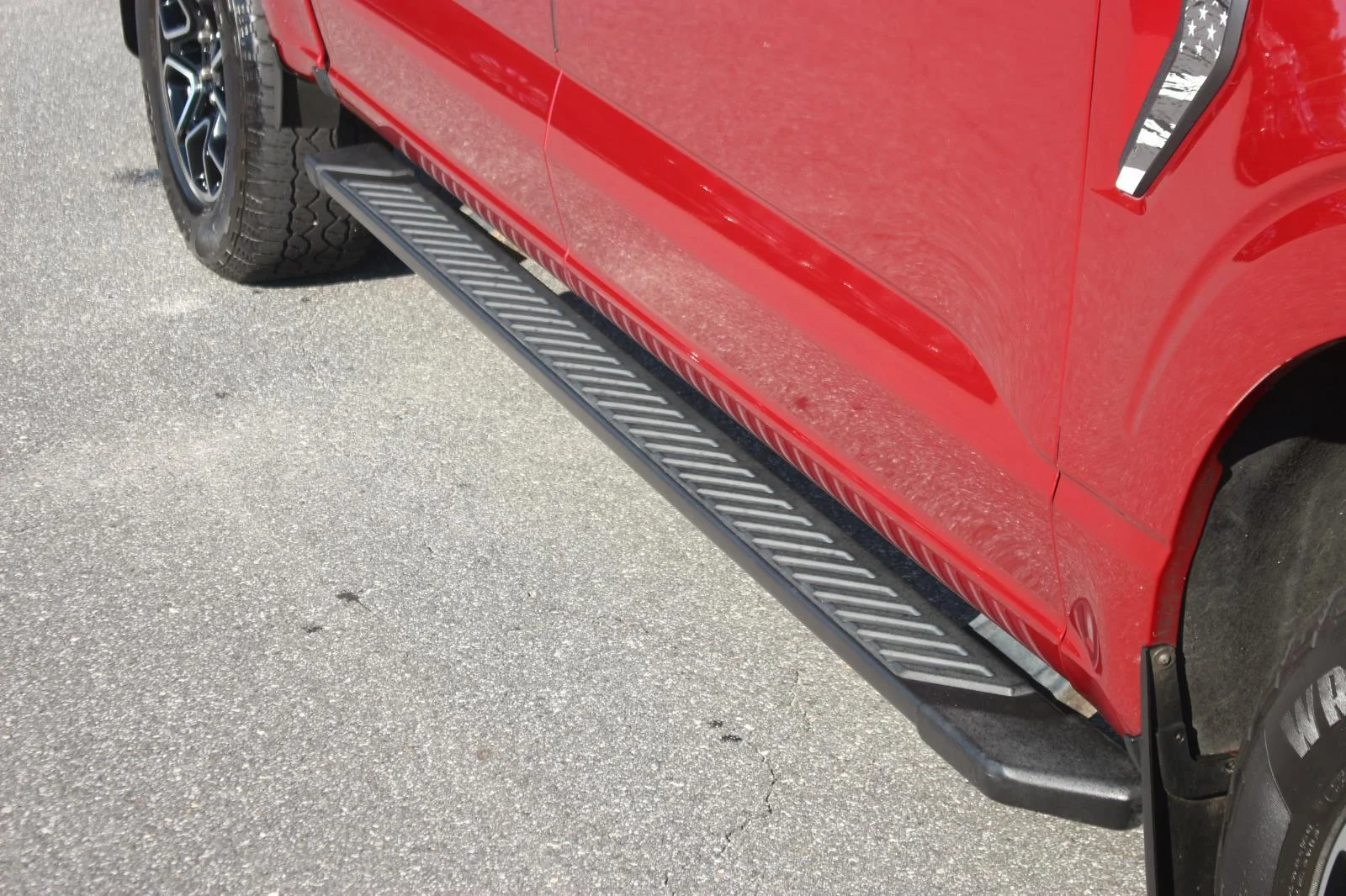 Used 2021 Red Ford XL image 11